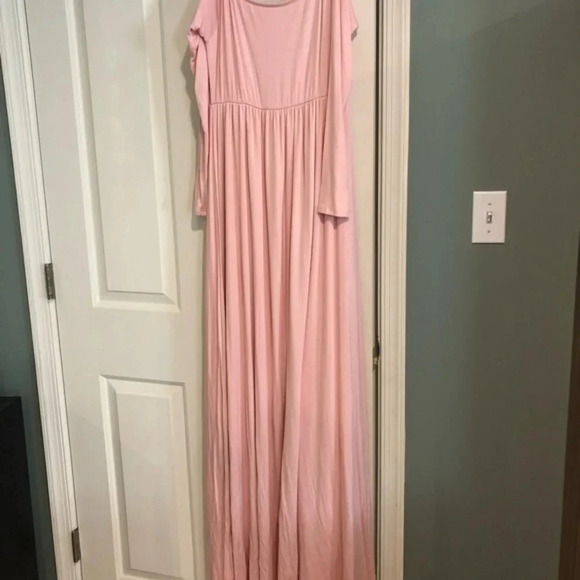 Pinkblush Pink maternity maxi, Sz medium - Picture 1 of 5